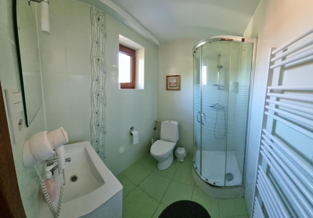 Chata Linia Kokava nad Rimavicou Exteriör bild